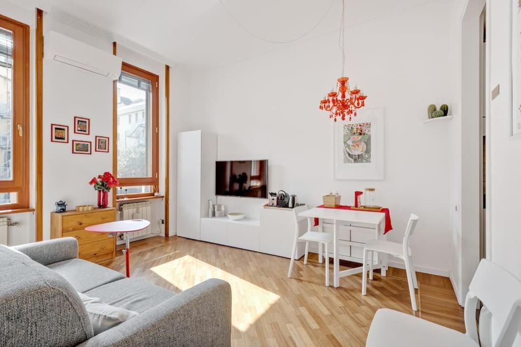 Easylife - Bello E Luminoso Flat In Zona Centrale Milán Exterior foto